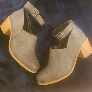 Gray chunky heel